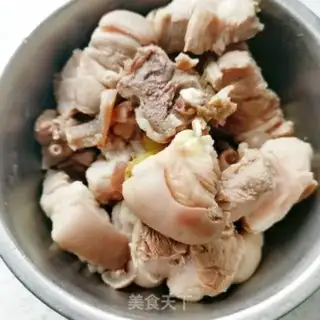 Make Burning lamb radish step 1