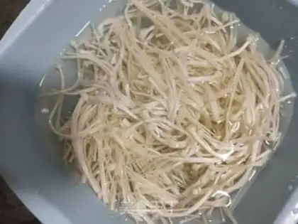 Make Frozen needle mushrooms step 3