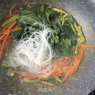 Make A spinach mix fan step 8