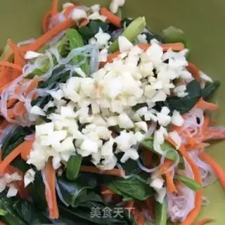 Make A spinach mix fan step 11