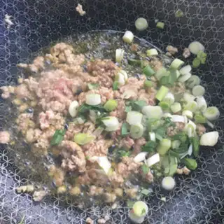 Make The meat and egg pelvis step 8