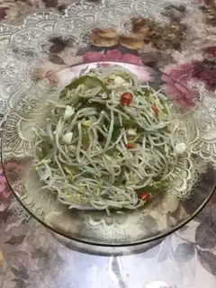 Make Sour green bean sprouts step 3