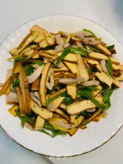 Make Pyramids and fried meat step 7