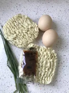 Make Soy sauce and egg noodles step 0