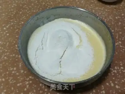 Make Apple Invisible Cake step 4