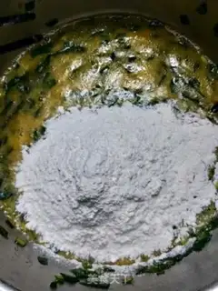 Make A cranberry onion cake step 5