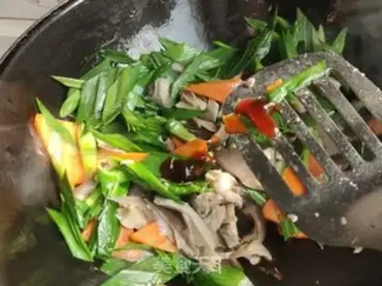 Make Garlic mushrooms step 11