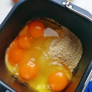 Make Eggs and garters step 0