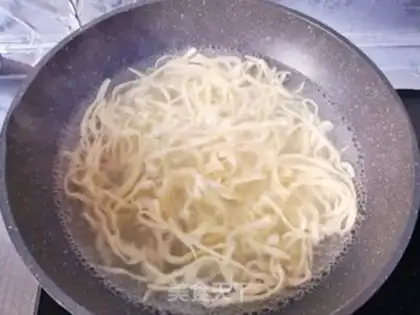 Make Oily noodles step 4