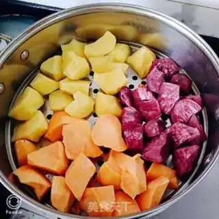 Make Five colourballs step 0
