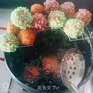 Make Five colourballs step 3