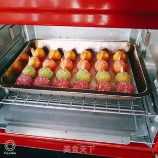 Make Five colourballs step 5