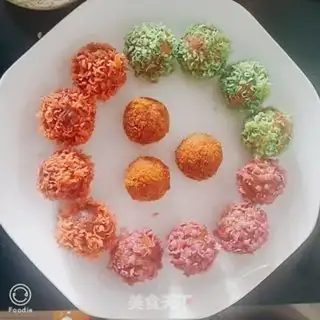 Make Five colourballs step 6
