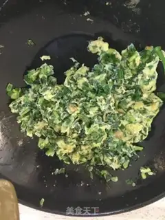 Make Shrimp-covered eggs step 3