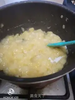 Make Pineapple pie step 2