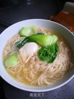 Make Fresh chicken soup and egg noodles step 6