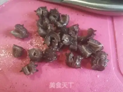 Make Sea cucumber and celery step 2