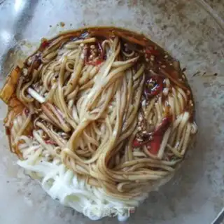 Make Spicy noodles step 3