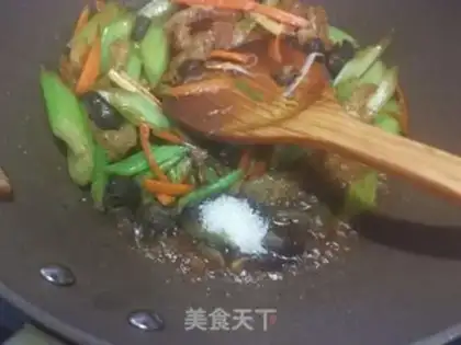 Make Sea cucumber and celery step 9