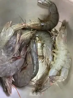 Make Cracked shrimp step 0