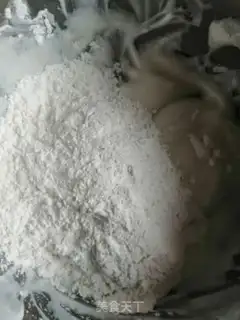 Make Yogurt cake step 2