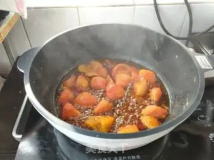 Make Tomato fried eggs step 7