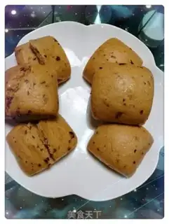 Make Red sugar date buns step 8