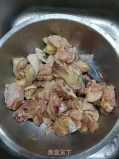 Make Yellow chicken rice line step 1