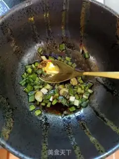 Make Shrimp onions, sour noodles step 6