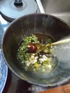 Make Shrimp onions, sour noodles step 7