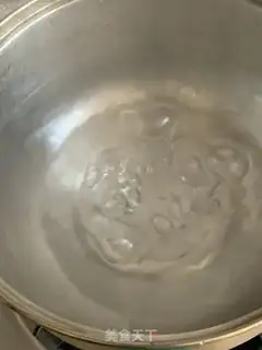 Make Bone soup and meat step 1
