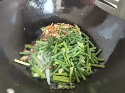 Make Garlic fried meat step 11