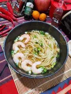 Make Shrimp onions, sour noodles step 12
