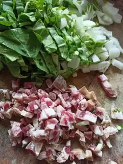 Make A green sausage step 1