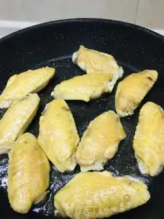 Make Coke chicken wings step 1