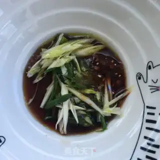 Make Pineapple egg noodles step 4