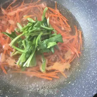 Make A spinach mix fan step 5