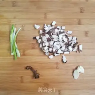 Make Scrambling noodles step 4