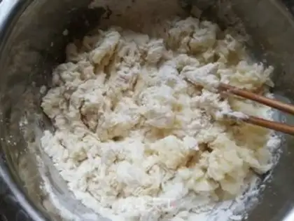Make Onion butter cake step 2