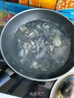 Make The chicken soup with dried mushrooms step 3