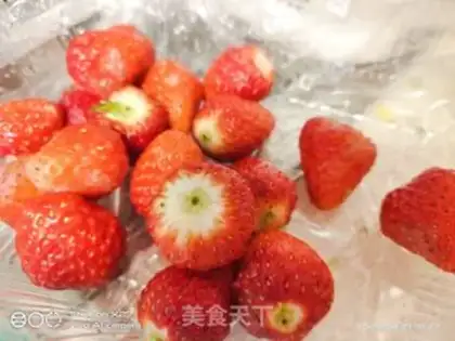 Make Strawberry orange salad step 0