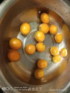 Make Strawberry orange salad step 1