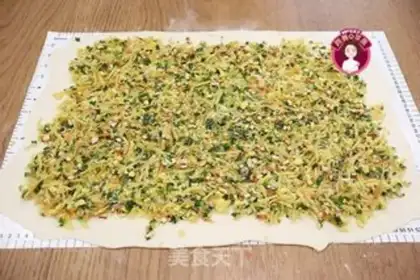 Make Carrot rolls step 9