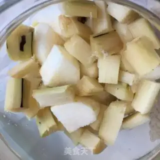 Make Sugar cane Sydney soup step 2