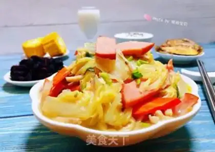 Make Ham crab-flavored cabbage step 14