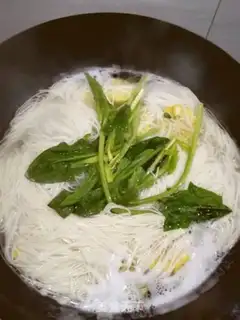 Make A green noodle step 5