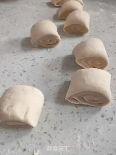 Make Milk chocolate buns step 12