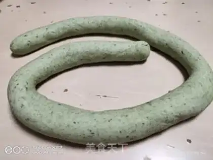 Make Scrambled with spinach meat step 2
