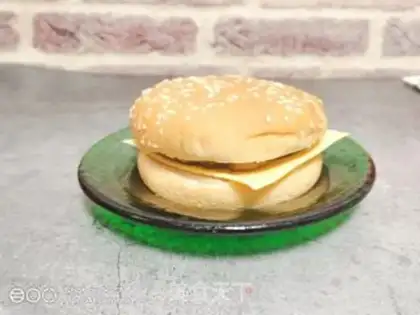 Make Meatloaf burger step 4