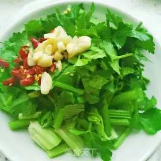 Make Celery and chicken step 1
